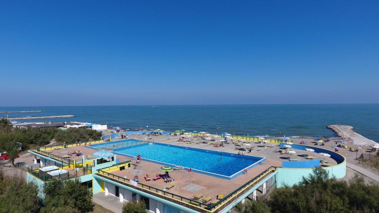 Adriacamp Mobile Homes Rosepineta 로사피네타 외부 사진